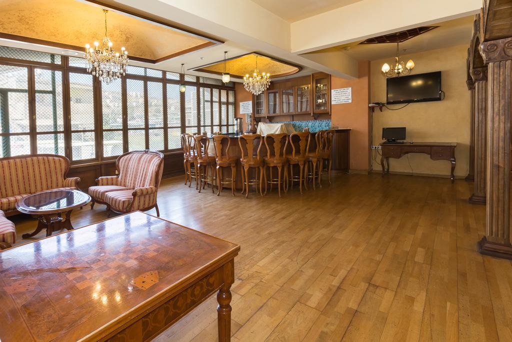 Hotel & Museum Dona Gracia Tiberias Bagian luar foto