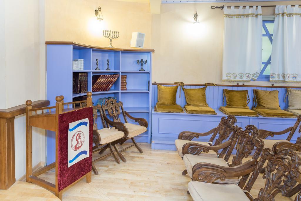 Hotel & Museum Dona Gracia Tiberias Bagian luar foto