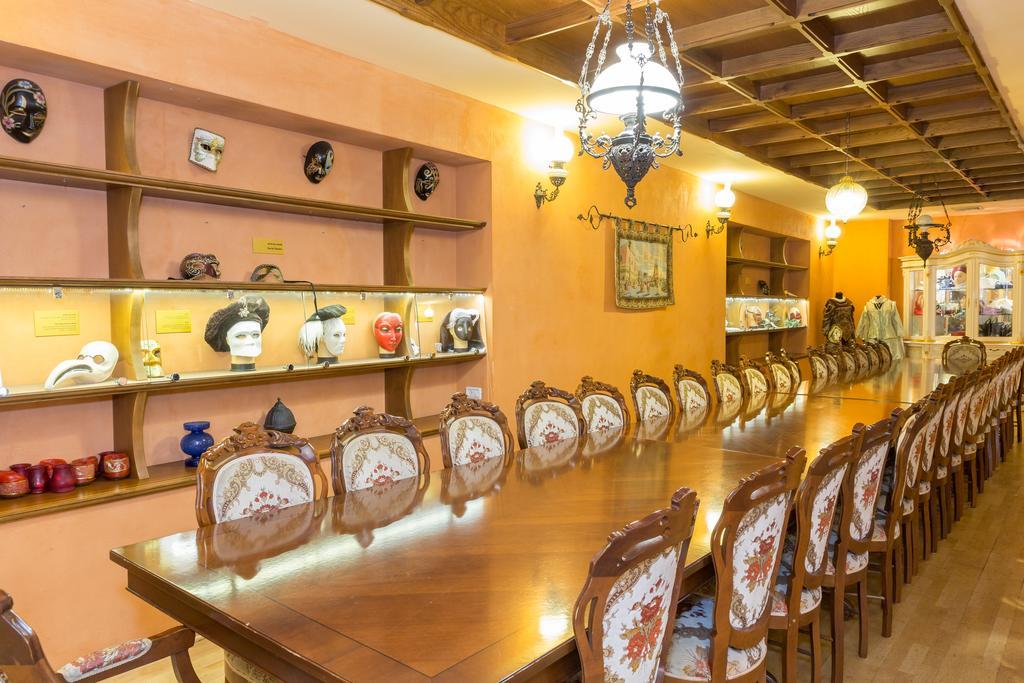 Hotel & Museum Dona Gracia Tiberias Bagian luar foto