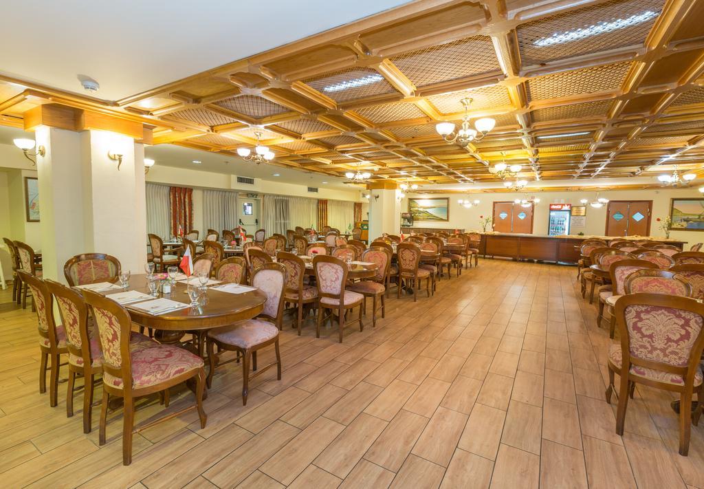 Hotel & Museum Dona Gracia Tiberias Bagian luar foto