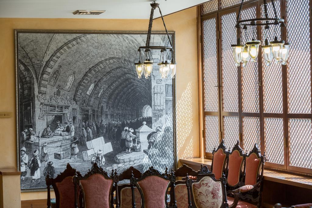 Hotel & Museum Dona Gracia Tiberias Bagian luar foto