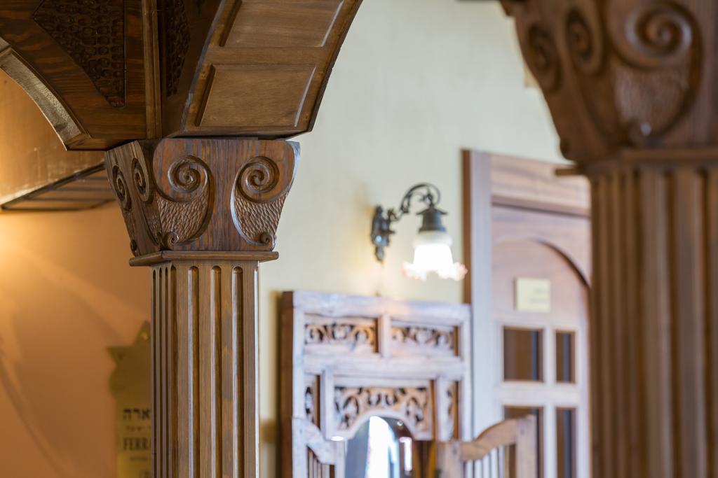 Hotel & Museum Dona Gracia Tiberias Bagian luar foto