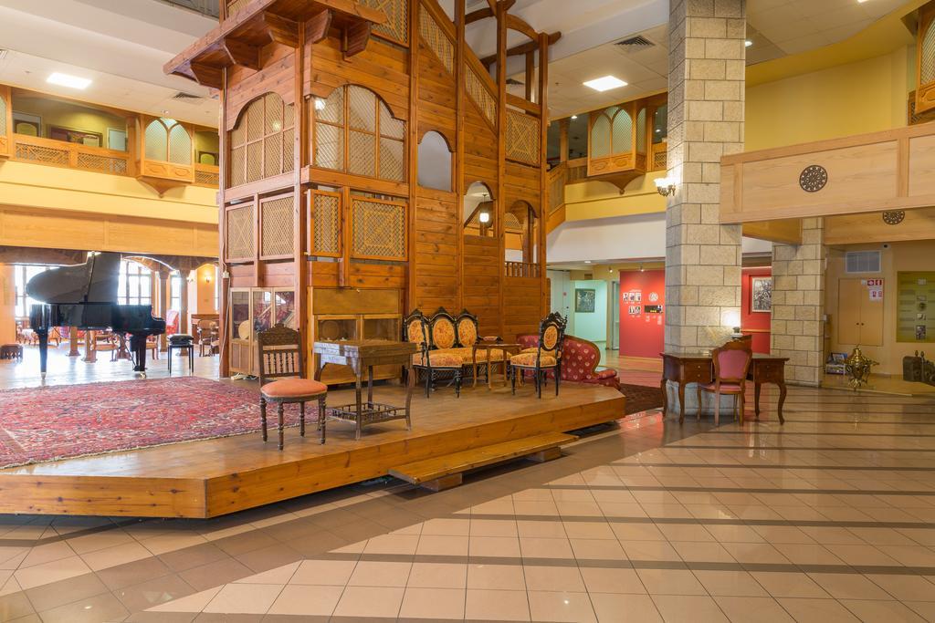Hotel & Museum Dona Gracia Tiberias Bagian luar foto